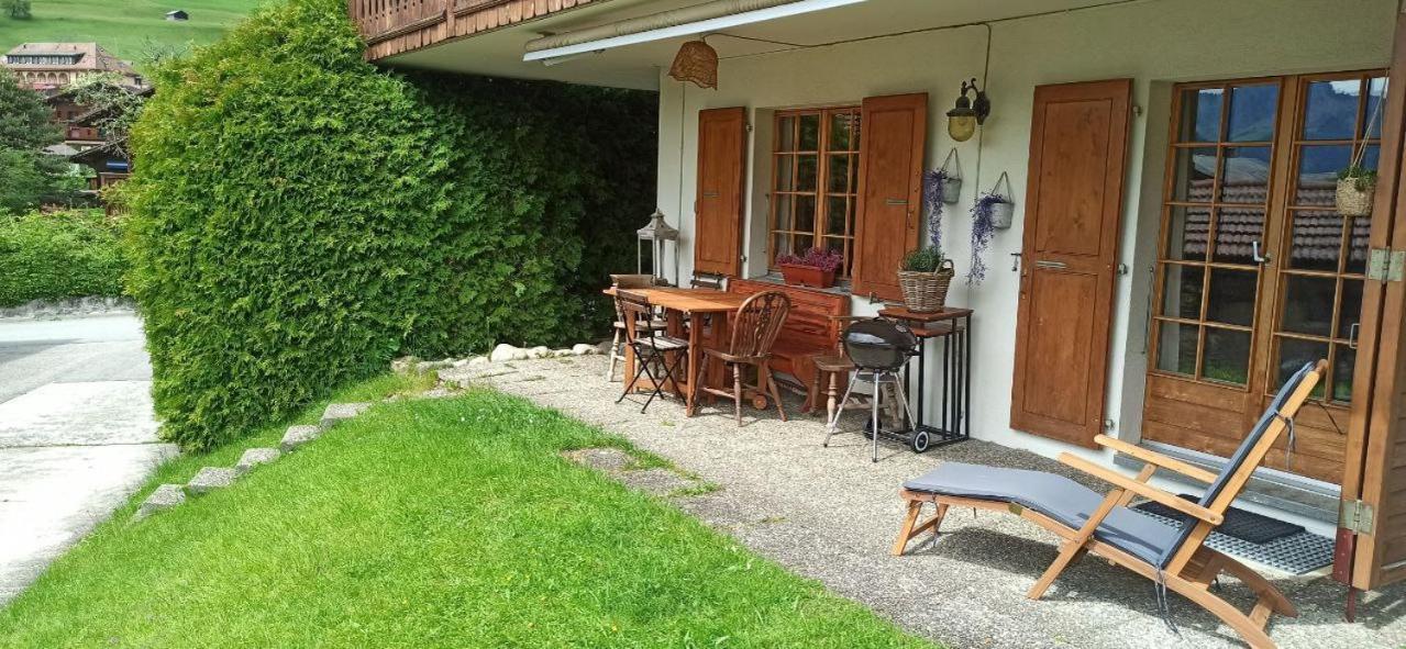 Cozy Apartment In The Heart Of The Alps Chateau-d'Oex Exterior photo
